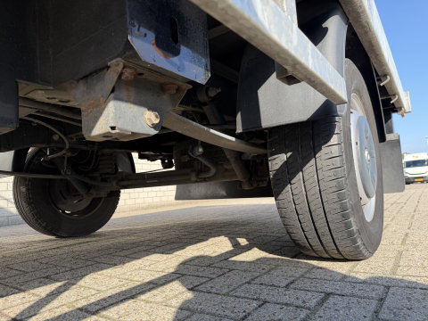 Renault Master T35 2.3 dCi 165pk L3 Energy EURO VI / vaste prijs rijklaar € 21.950 ex / lease vanaf € 358 / airco / cruise / navi / zwart metallic / pickup / plateau 375cm L x 210 cm B / euro 6