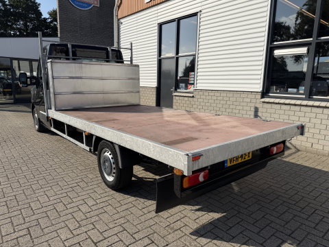 Renault Master T35 2.3 dCi 165pk L3 Energy EURO VI / vaste prijs rijklaar € 21.950 ex / lease vanaf € 358 / airco / cruise / navi / zwart metallic / pickup / plateau 375cm L x 210 cm B / euro 6