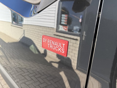 Renault Master T35 2.3 dCi 165pk L3 Energy EURO VI / vaste prijs rijklaar € 21.950 ex / lease vanaf € 358 / airco / cruise / navi / zwart metallic / pickup / plateau 375cm L x 210 cm B / euro 6