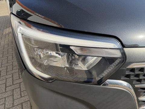 Renault Master T35 2.3 dCi 165pk L3 Energy EURO VI / vaste prijs rijklaar € 21.950 ex / lease vanaf € 358 / airco / cruise / navi / zwart metallic / pickup / plateau 375cm L x 210 cm B / euro 6