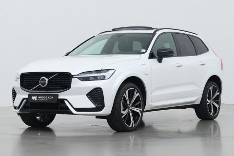 Volvo XC60 T8 Ultra Dark | Luchtvering | Bowers&Wilkins | Panoramadak | Massage | 360° Camera | Head-Up | ACC