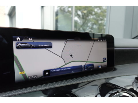 Mercedes-Benz A-Klasse 180 AMG Line PANO SFEER CAM