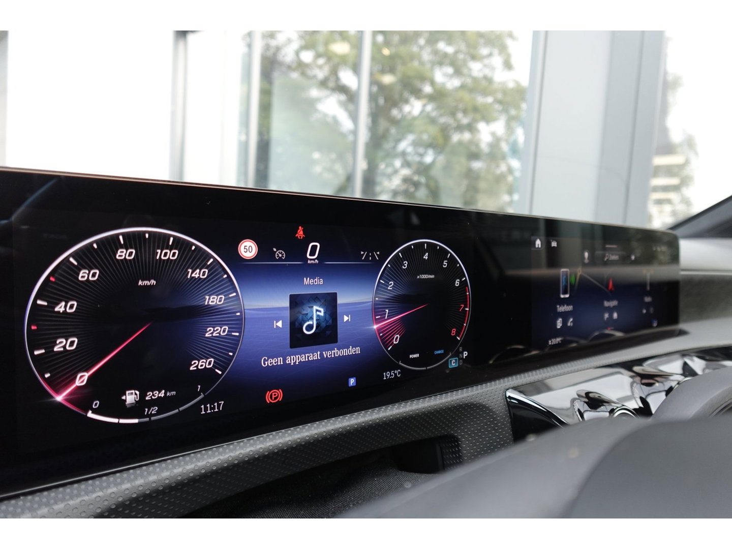 Mercedes-Benz A-Klasse 180 AMG Line PANO SFEER CAM