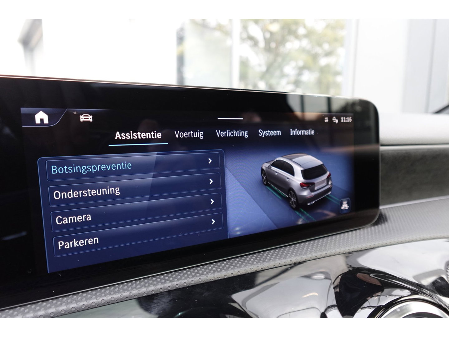 Mercedes-Benz A-Klasse 180 AMG Line PANO SFEER CAM
