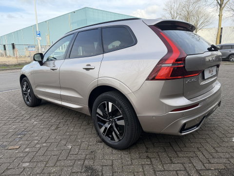 Volvo XC60 2.0 T8 Plug-in hybrid AWD Plus Dark Facelift model l Trekhaak l 360 l 455PK