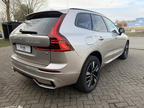 Volvo XC60 2.0 T8 Plug-in hybrid AWD Plus Dark Facelift model l Trekhaak l 360 l 455PK
