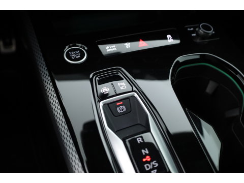 Audi A5 Avant 2.0 e-hybrid quattro Black Line S edition | Rijklaar! | S-Line ''Diamond'' Stoelen | Pano | Adapt. Cruise | Pass Display | 360cam | Matrix LED |