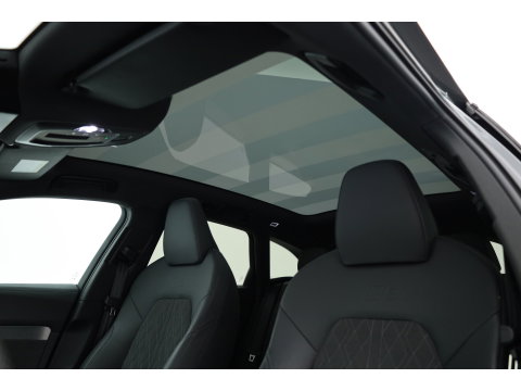 Audi A5 Avant 2.0 e-hybrid quattro Black Line S edition | Rijklaar! | S-Line ''Diamond'' Stoelen | Pano | Adapt. Cruise | Pass Display | 360cam | Matrix LED |