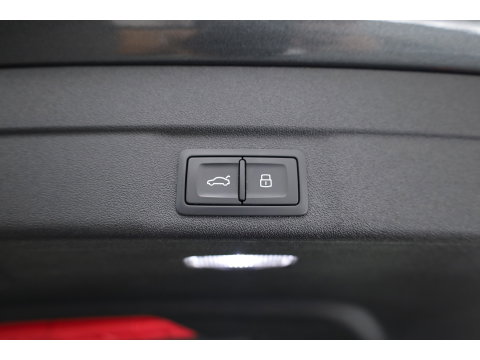 Audi A5 Avant 2.0 e-hybrid quattro Black Line S edition | Rijklaar! | S-Line ''Diamond'' Stoelen | Pano | Adapt. Cruise | Pass Display | 360cam | Matrix LED |