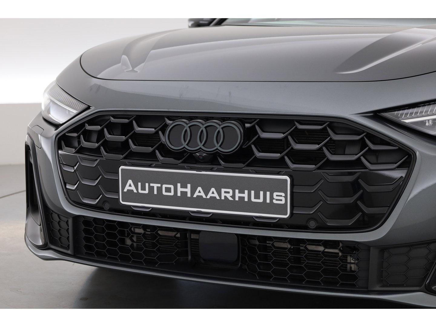 Audi A5 Avant 2.0 e-hybrid quattro Black Line S edition | Rijklaar! | S-Line ''Diamond'' Stoelen | Pano | Adapt. Cruise | Pass Display | 360cam | Matrix LED |