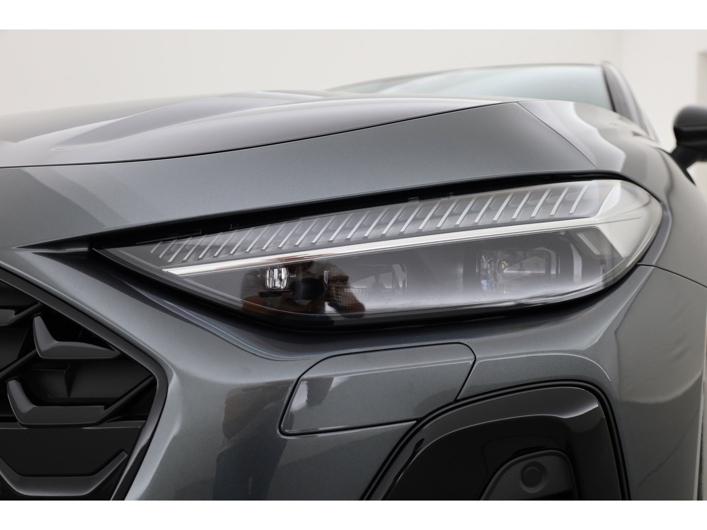 Audi A5 Avant 2.0 e-hybrid quattro Black Line S edition | Rijklaar! | S-Line ''Diamond'' Stoelen | Pano | Adapt. Cruise | Pass Display | 360cam | Matrix LED |