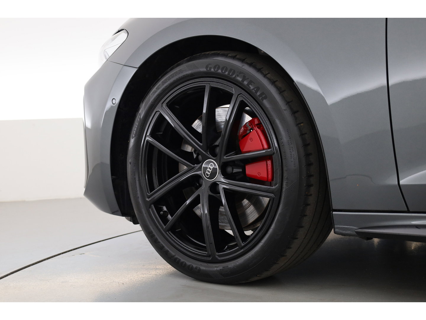 Audi A5 Avant 2.0 e-hybrid quattro Black Line S edition | Rijklaar! | S-Line ''Diamond'' Stoelen | Pano | Adapt. Cruise | Pass Display | 360cam | Matrix LED |