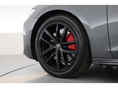 Audi A5 Avant 2.0 e-hybrid quattro Black Line S edition | Rijklaar! | S-Line ''Diamond'' Stoelen | Pano | Adapt. Cruise | Pass Display | 360cam | Matrix LED |