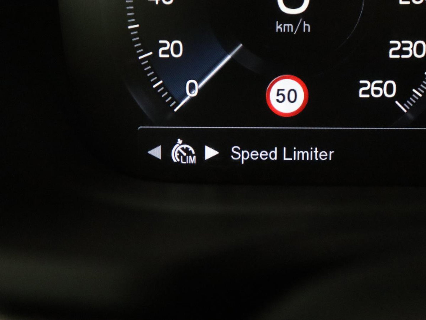 Volvo V60 2.0 T8 Recharge AWD Inscription | SOH 82% | Trekhaak | 360 camera | Leder | Stuur/stoelverwarming | Memory | Adaptive cruise | Full LED |