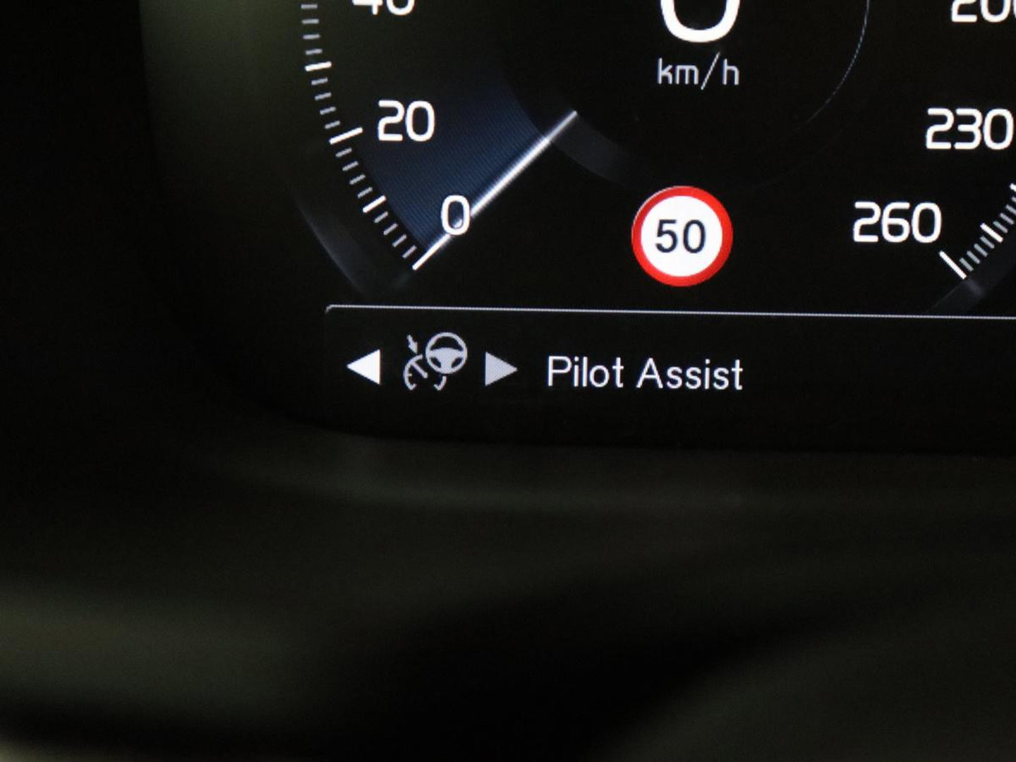 Volvo V60 2.0 T8 Recharge AWD Inscription | SOH 82% | Trekhaak | 360 camera | Leder | Stuur/stoelverwarming | Memory | Adaptive cruise | Full LED |