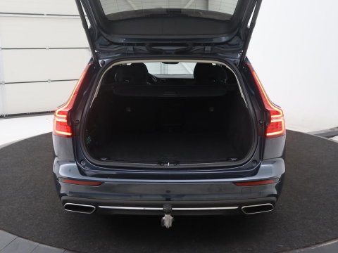 Volvo V60 2.0 T8 Recharge AWD Inscription | SOH 82% | Trekhaak | 360 camera | Leder | Stuur/stoelverwarming | Memory | Adaptive cruise | Full LED |