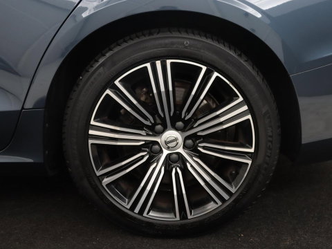 Volvo V60 2.0 T8 Recharge AWD Inscription | SOH 82% | Trekhaak | 360 camera | Leder | Stuur/stoelverwarming | Memory | Adaptive cruise | Full LED |