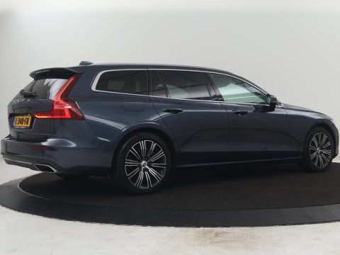 Volvo V60 2.0 T8 Recharge AWD Inscription | SOH 82% | Trekhaak | 360 camera | Leder | Stuur/stoelverwarming | Memory | Adaptive cruise | Full LED |