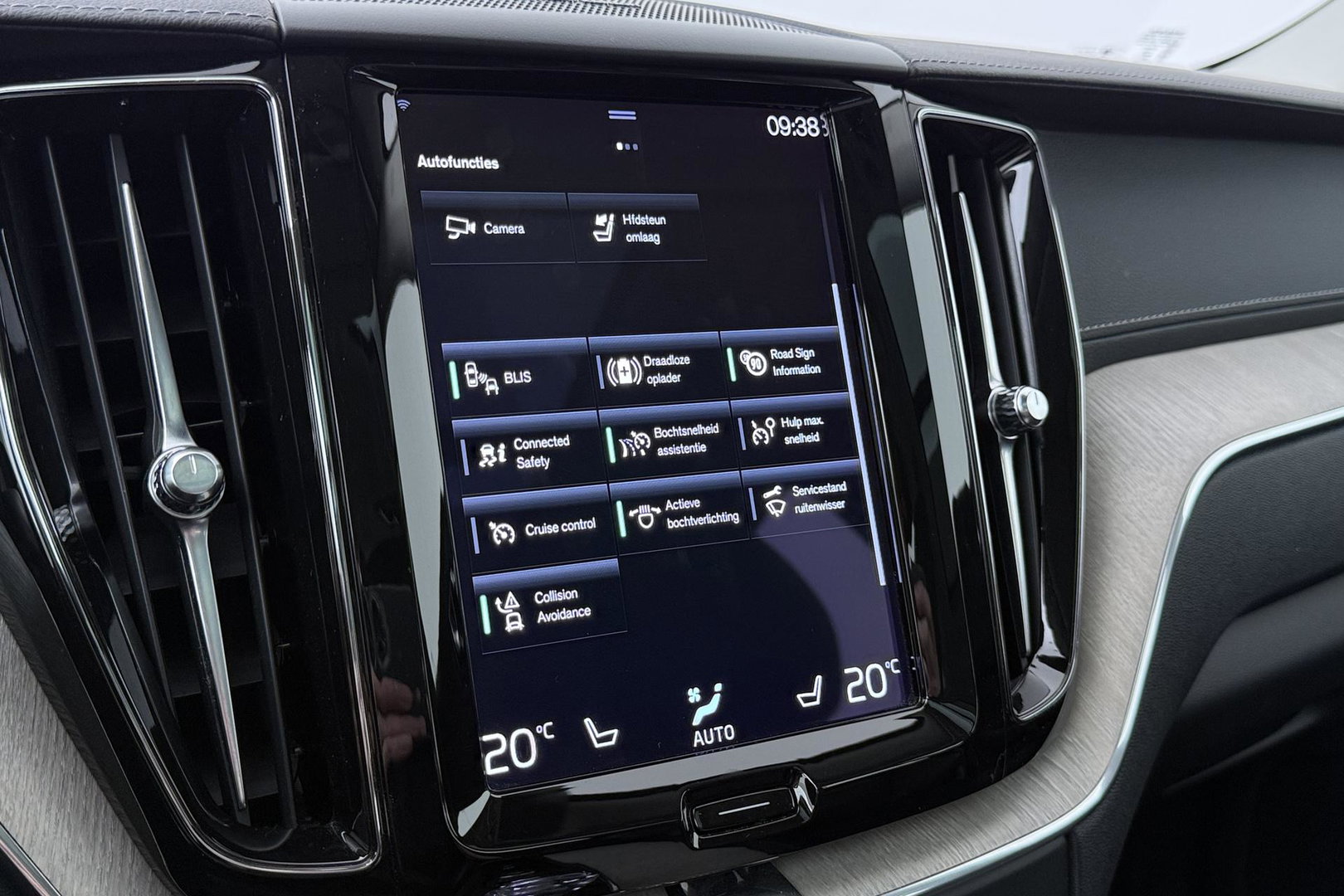 Volvo XC60 T6 Inscription | Harman/Kardon | Panoramadak | Pilot Assist | BLIS | Standkachel | Stoel+Stuurverwarming | ACC