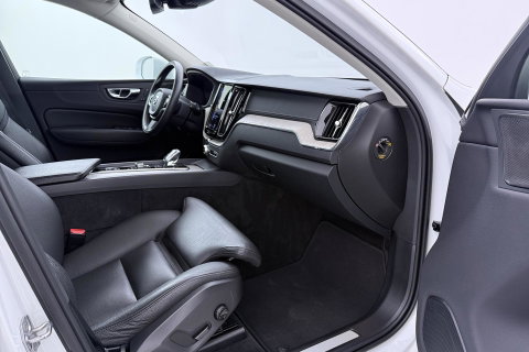 Volvo XC60 T6 Inscription | Harman/Kardon | Panoramadak | Pilot Assist | BLIS | Standkachel | Stoel+Stuurverwarming | ACC