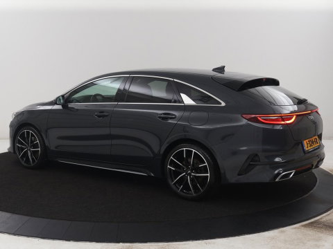 Kia ProCeed 1.4 T-GDI GT-Line | Leder/alcantara | Stuur/stoel verwarming | Climate control | Camera | Virtual Dash. | Carplay | Full LED | Park assist |