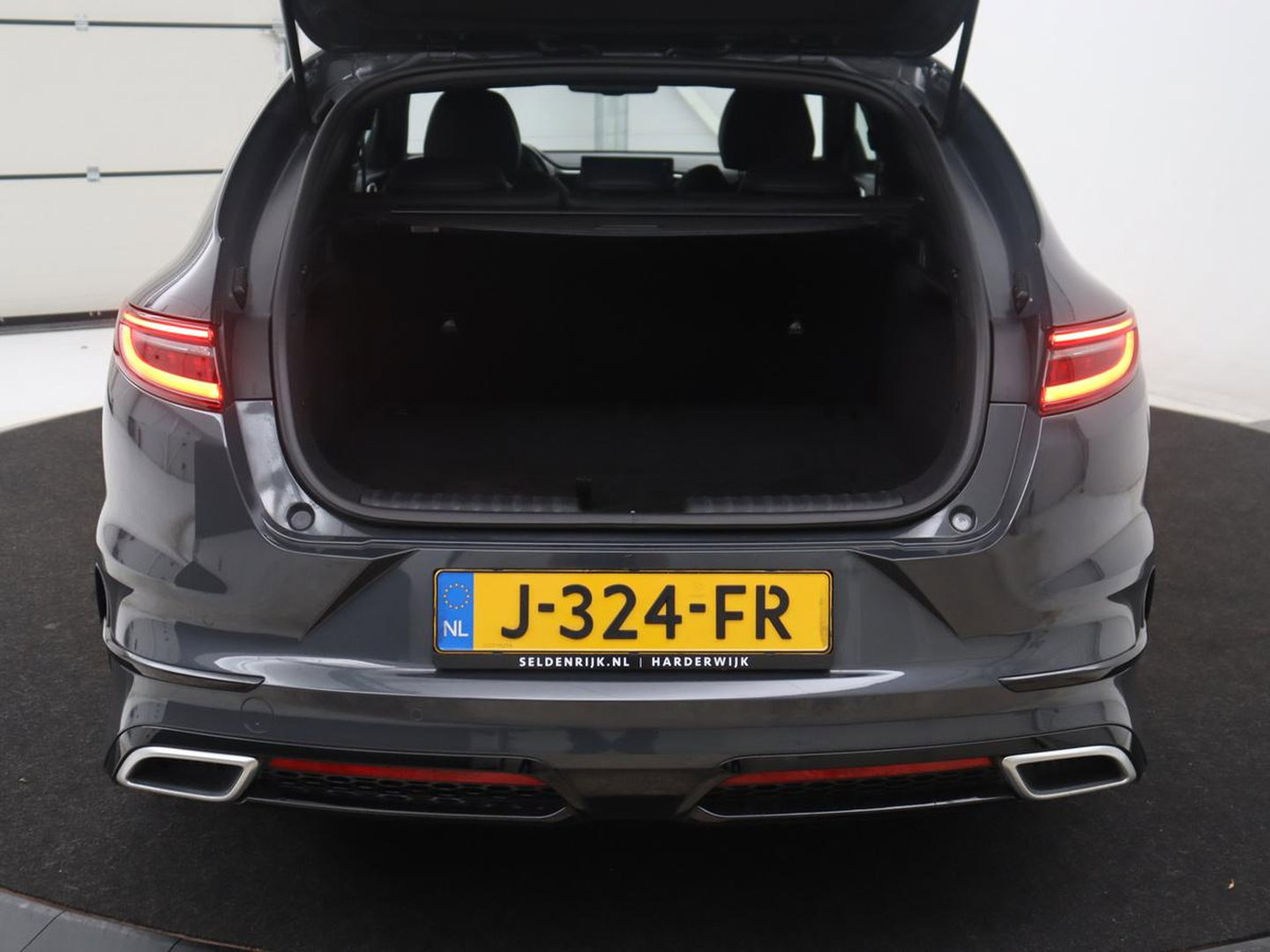 Kia ProCeed 1.4 T-GDI GT-Line | Leder/alcantara | Stuur/stoel verwarming | Climate control | Camera | Virtual Dash. | Carplay | Full LED | Park assist |