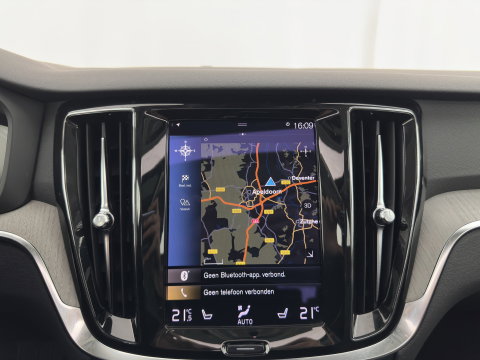 Volvo V60 2.0 T6 Recharge AWD Inscription (Plug-in) (INCL-BTW) Aut. *PANO | LEATHER | FULL-LED | MEMORY-PACK | KEYLESS | DIGI-COCKPIT | NAVI-FULLMAP | HEATED-SPORTSEATS | ECC | CRUISE | DAB | TOWBAR | 19''ALU*