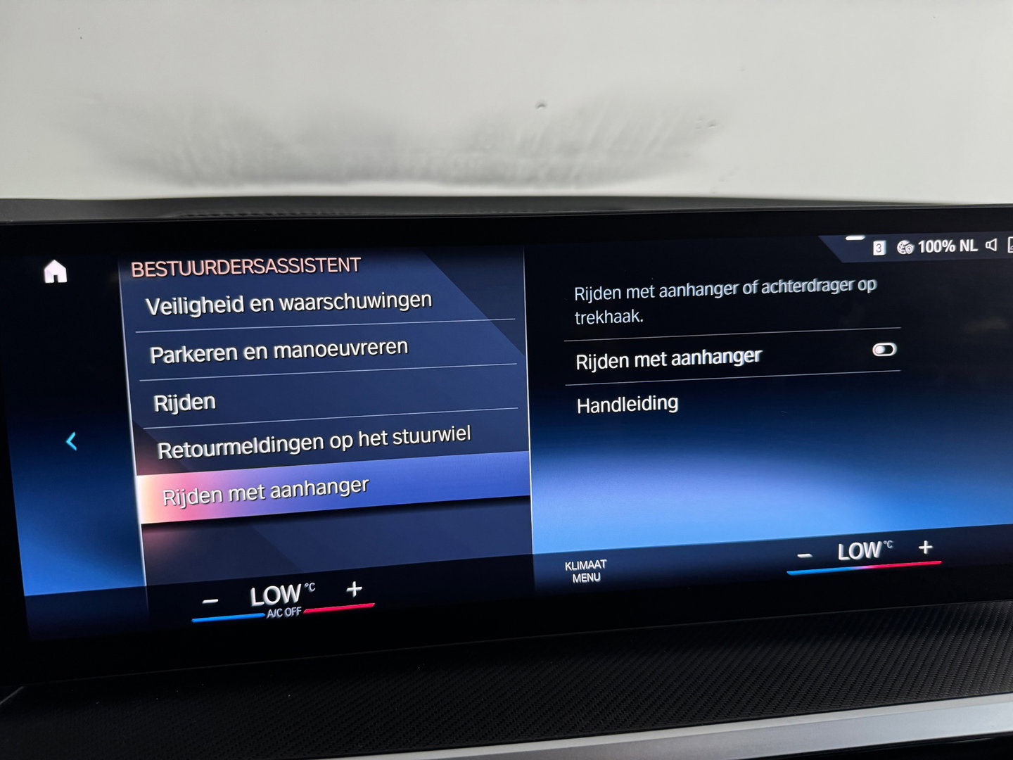 BMW 3 Serie Touring 330e Touring Pano|Drive Assist|Blindspot|H/K|Trekhaak