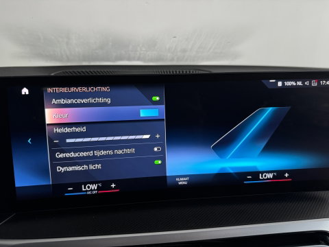 BMW 3 Serie Touring 330e Touring Pano|Drive Assist|Blindspot|H/K|Trekhaak