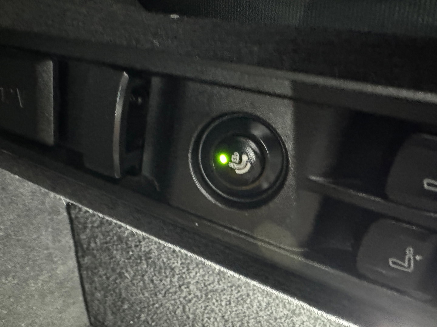 BMW 3 Serie Touring 330e Touring Pano|Drive Assist|Blindspot|H/K|Trekhaak