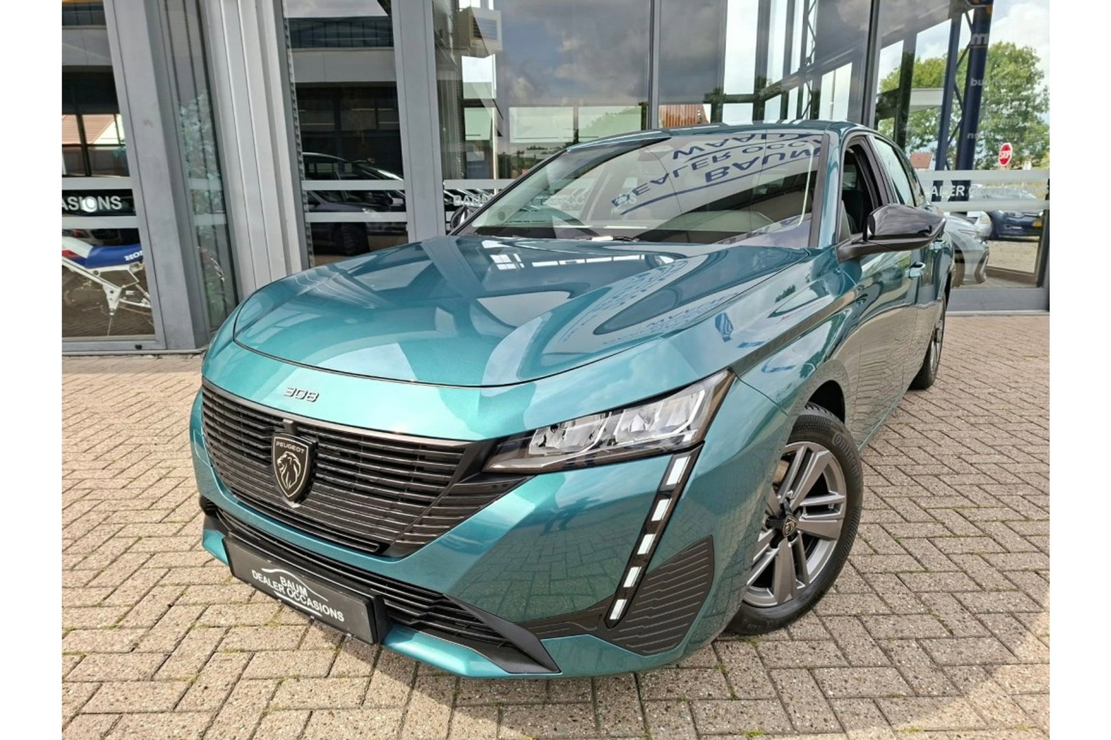 Peugeot 308 SW-1.2 PT ACTIVE PACK 130PK AUTOMAAT AIRCO NAVI PDC LMV