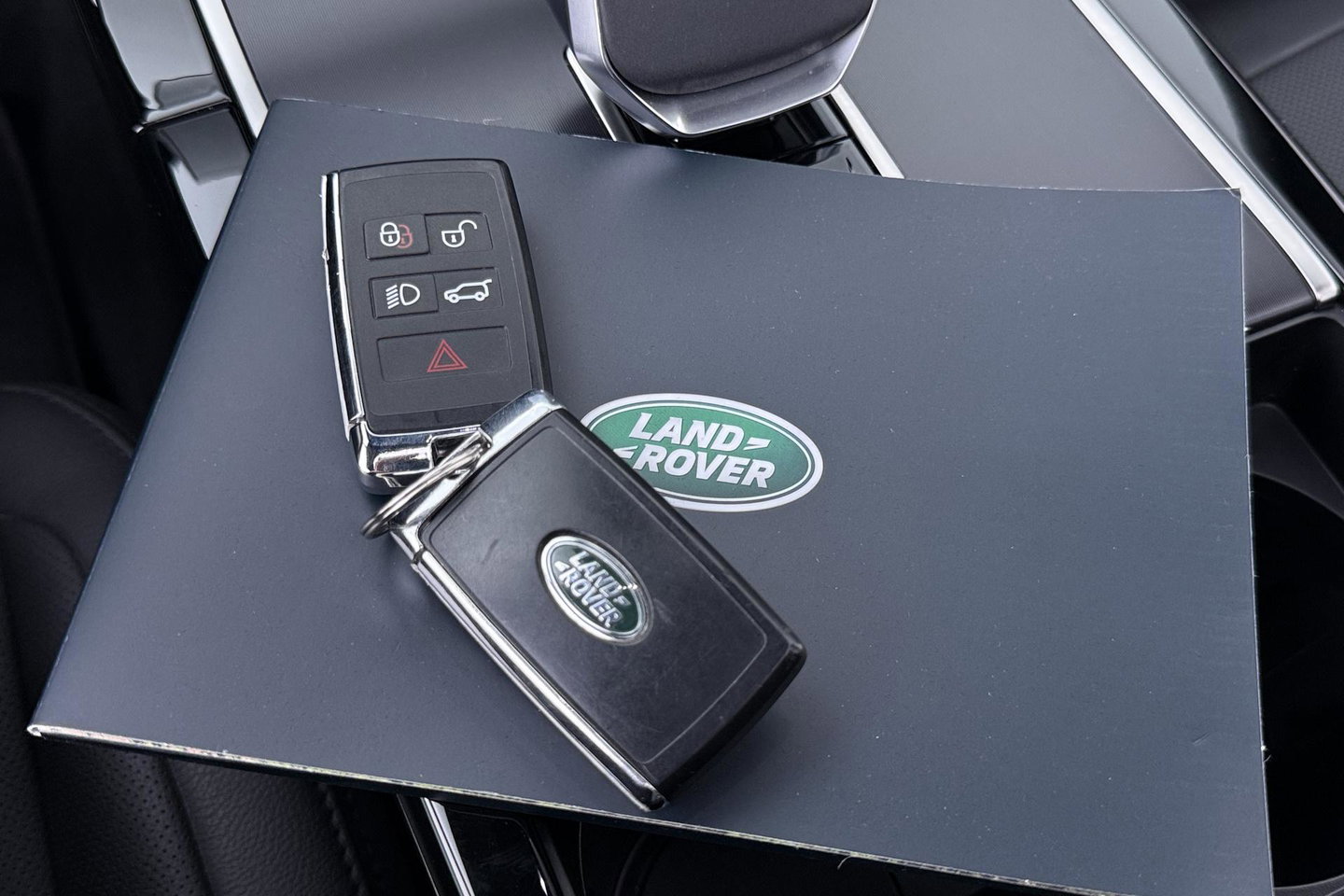 Land Rover Range Rover Evoque 1.5 P270e SE Dynamic Edition | Panoramadak | 360° Camera | Memory | Stoel+Stuurverwarming | 20 Inch | ACC