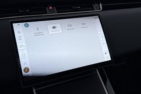 Land Rover Range Rover Evoque 1.5 P270e SE Dynamic Edition | Panoramadak | 360° Camera | Memory | Stoel+Stuurverwarming | 20 Inch | ACC