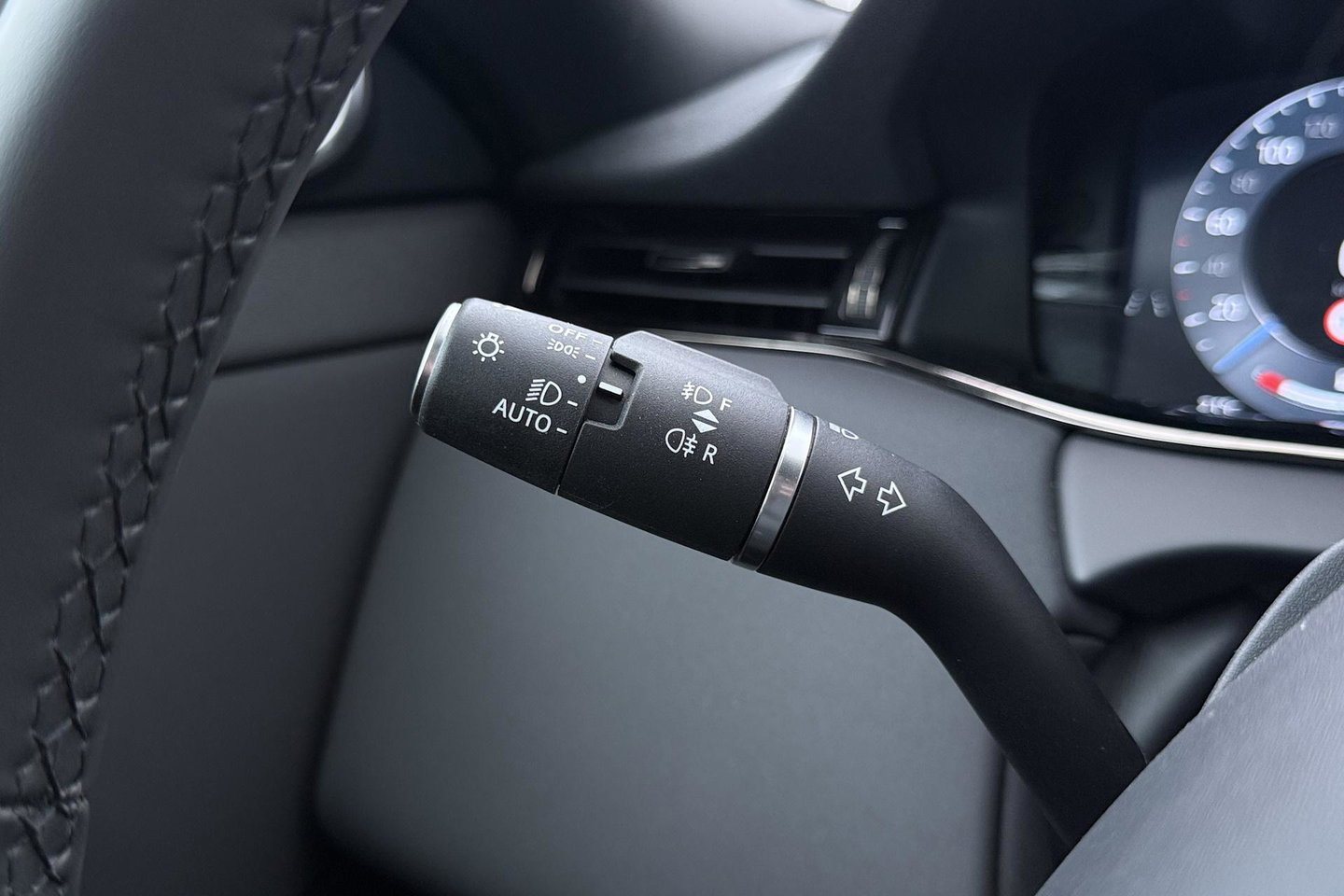 Land Rover Range Rover Evoque 1.5 P270e SE Dynamic Edition | Panoramadak | 360° Camera | Memory | Stoel+Stuurverwarming | 20 Inch | ACC