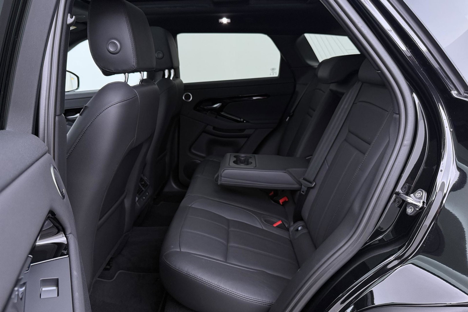 Land Rover Range Rover Evoque 1.5 P270e SE Dynamic Edition | Panoramadak | 360° Camera | Memory | Stoel+Stuurverwarming | 20 Inch | ACC