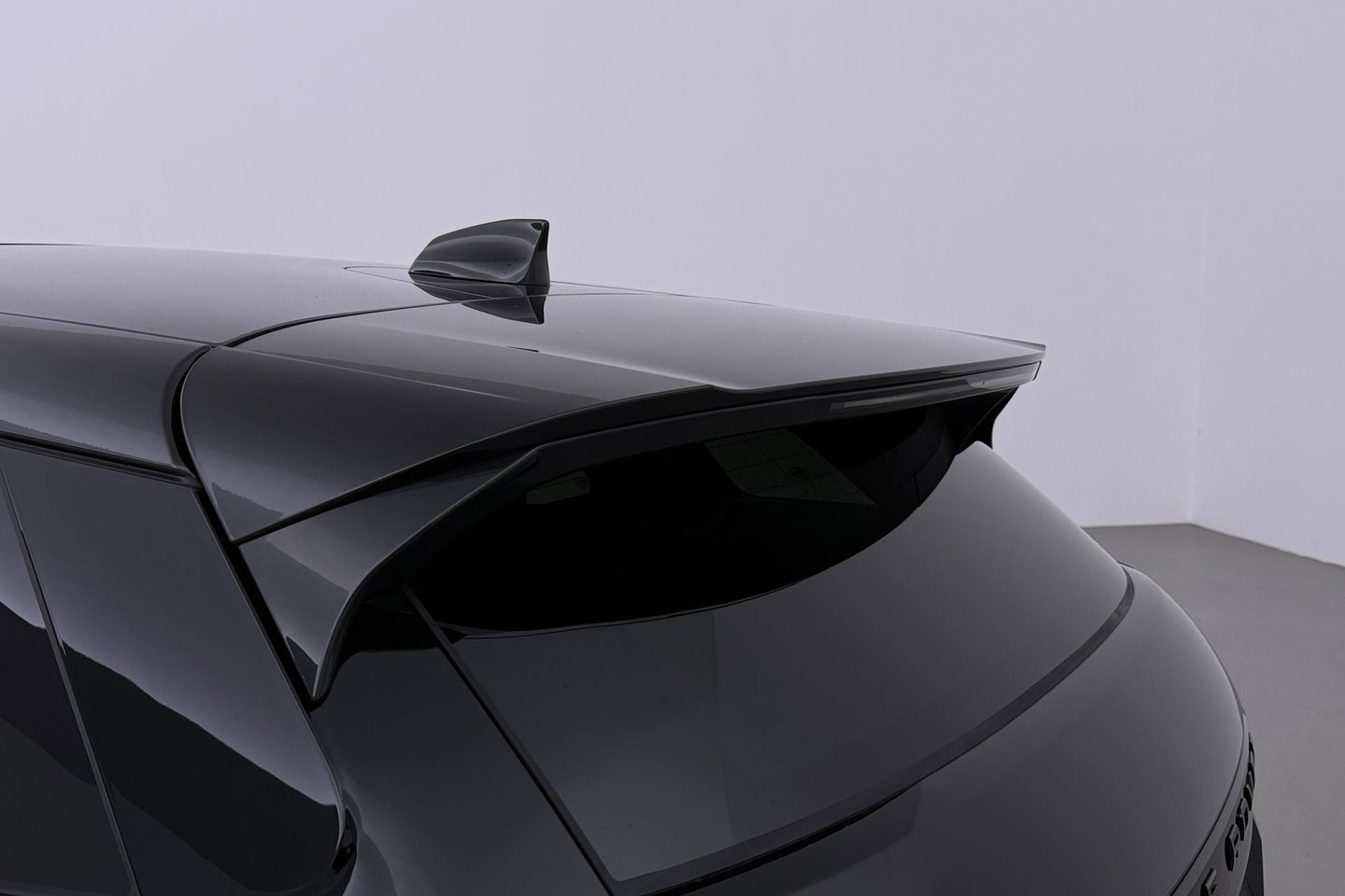 Land Rover Range Rover Evoque 1.5 P270e SE Dynamic Edition | Panoramadak | 360° Camera | Memory | Stoel+Stuurverwarming | 20 Inch | ACC