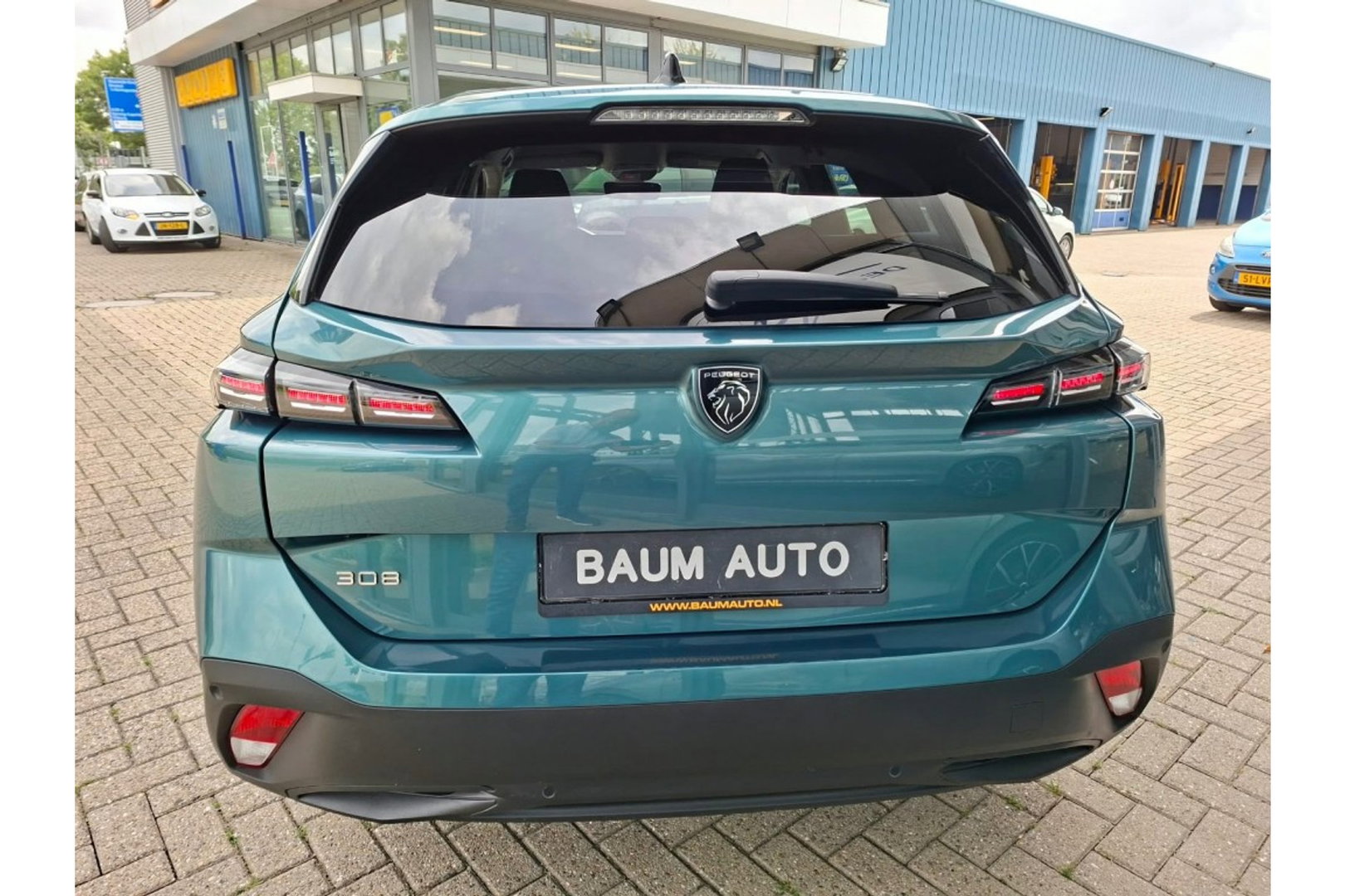 Peugeot 308 SW-1.2 PT ACTIVE PACK 130PK AUTOMAAT AIRCO NAVI PDC LMV