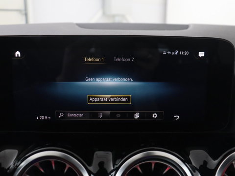 Mercedes-Benz EQA 250 Business Solution Luxury 67 kWh | SOH 94,2% | Half leder | Cruise control | Trekhaak | Stoelverwarming | Sfeerverlichting | Carplay | Camera | Park assist | Elektrische achterklep
