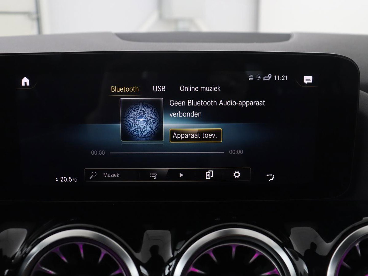Mercedes-Benz EQA 250 Business Solution Luxury 67 kWh | SOH 94,2% | Half leder | Cruise control | Trekhaak | Stoelverwarming | Sfeerverlichting | Carplay | Camera | Park assist | Elektrische achterklep