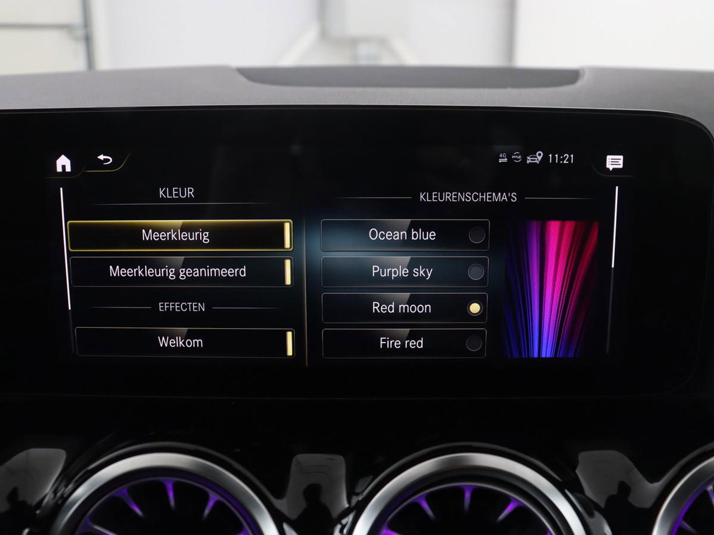 Mercedes-Benz EQA 250 Business Solution Luxury 67 kWh | SOH 94,2% | Half leder | Cruise control | Trekhaak | Stoelverwarming | Sfeerverlichting | Carplay | Camera | Park assist | Elektrische achterklep
