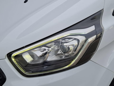 Ford Transit Custom 340 2.0 TDCI L1H1 Trend AIRCO / CRUISE CONTROLE / TREKHAAK / EURO 6 / 3 ZITS