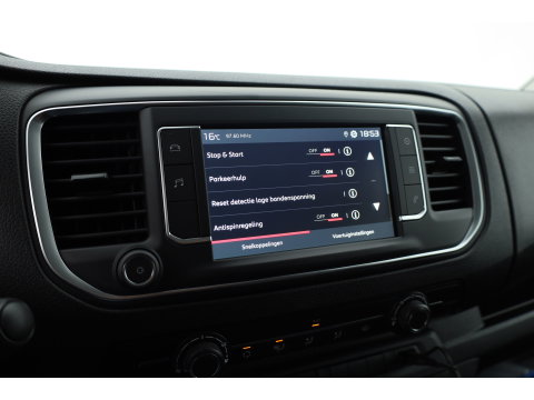 Fiat Scudo 2.0 MJ-180pk Automaat | L3H1 | Dubb. Cab. | Rijklaar! | 6 pers | Cruise | Airco | Apple Carplay