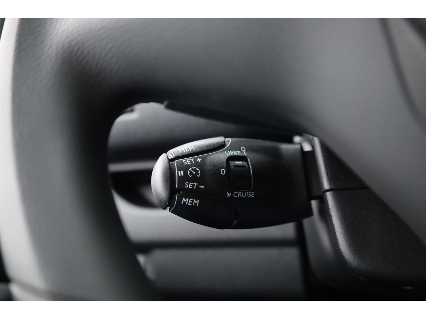 Fiat Scudo 2.0 MJ-180pk Automaat | L3H1 | Dubb. Cab. | Rijklaar! | 6 pers | Cruise | Airco | Apple Carplay