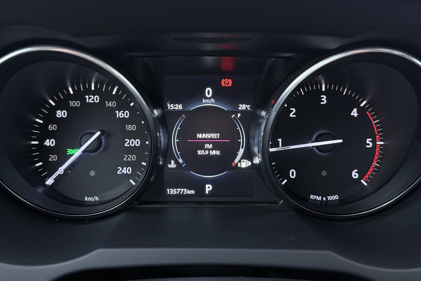 Land Rover Range Rover Evoque 2.0 TD4 Urban Series SE | Panoramadak | Camera | Xenon | Navigatie | Stoelverwarming | Leder | 18 inch