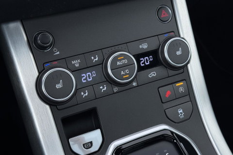 Land Rover Range Rover Evoque 2.0 TD4 Urban Series SE | Panoramadak | Camera | Xenon | Navigatie | Stoelverwarming | Leder | 18 inch