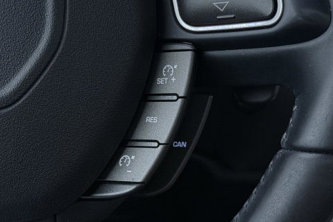 Land Rover Range Rover Evoque 2.0 TD4 Urban Series SE | Panoramadak | Camera | Xenon | Navigatie | Stoelverwarming | Leder | 18 inch