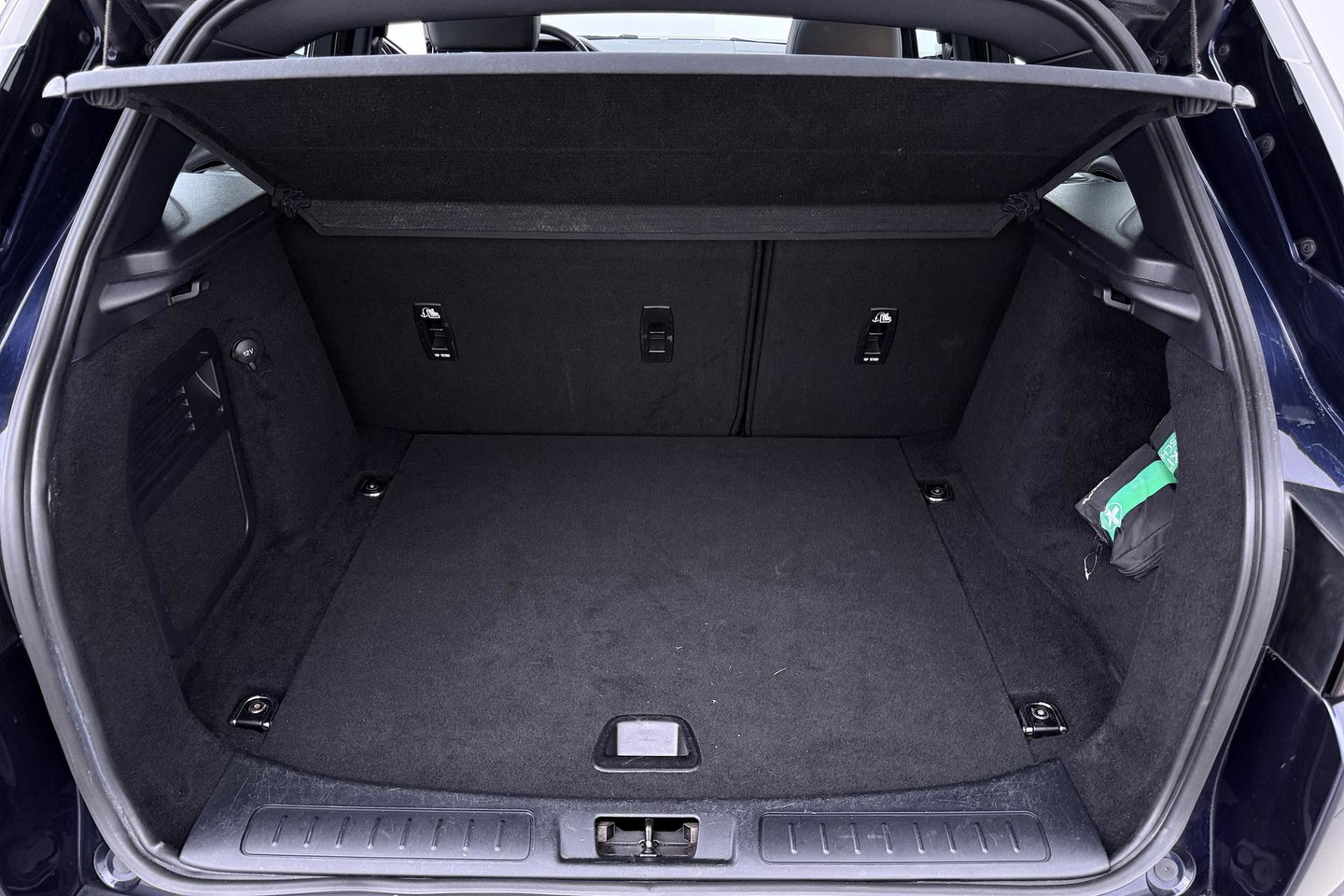Land Rover Range Rover Evoque 2.0 TD4 Urban Series SE | Panoramadak | Camera | Xenon | Navigatie | Stoelverwarming | Leder | 18 inch