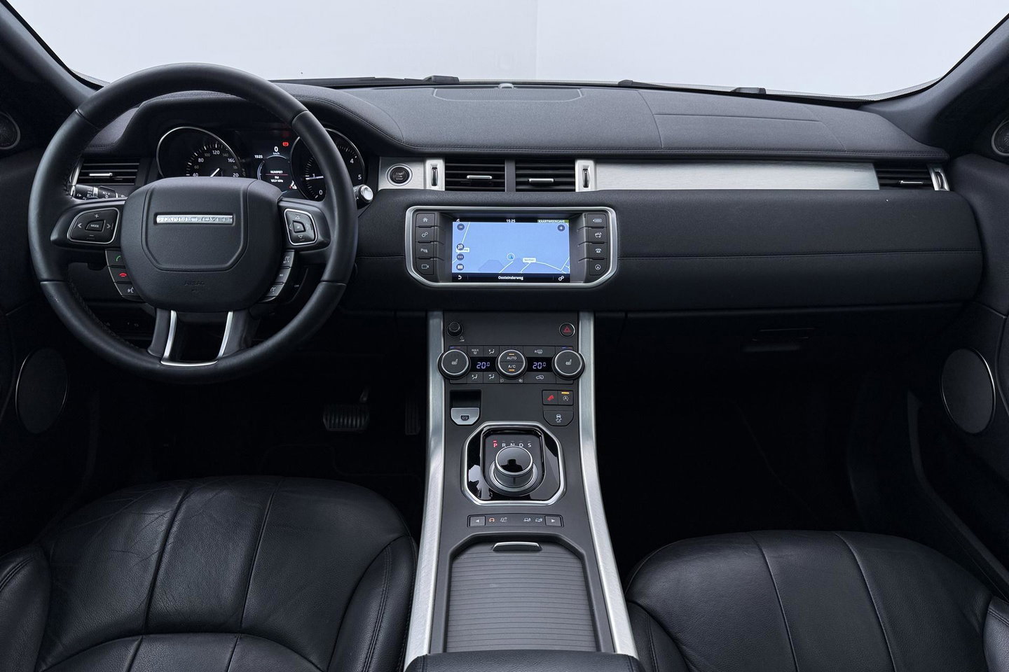Land Rover Range Rover Evoque 2.0 TD4 Urban Series SE | Panoramadak | Camera | Xenon | Navigatie | Stoelverwarming | Leder | 18 inch