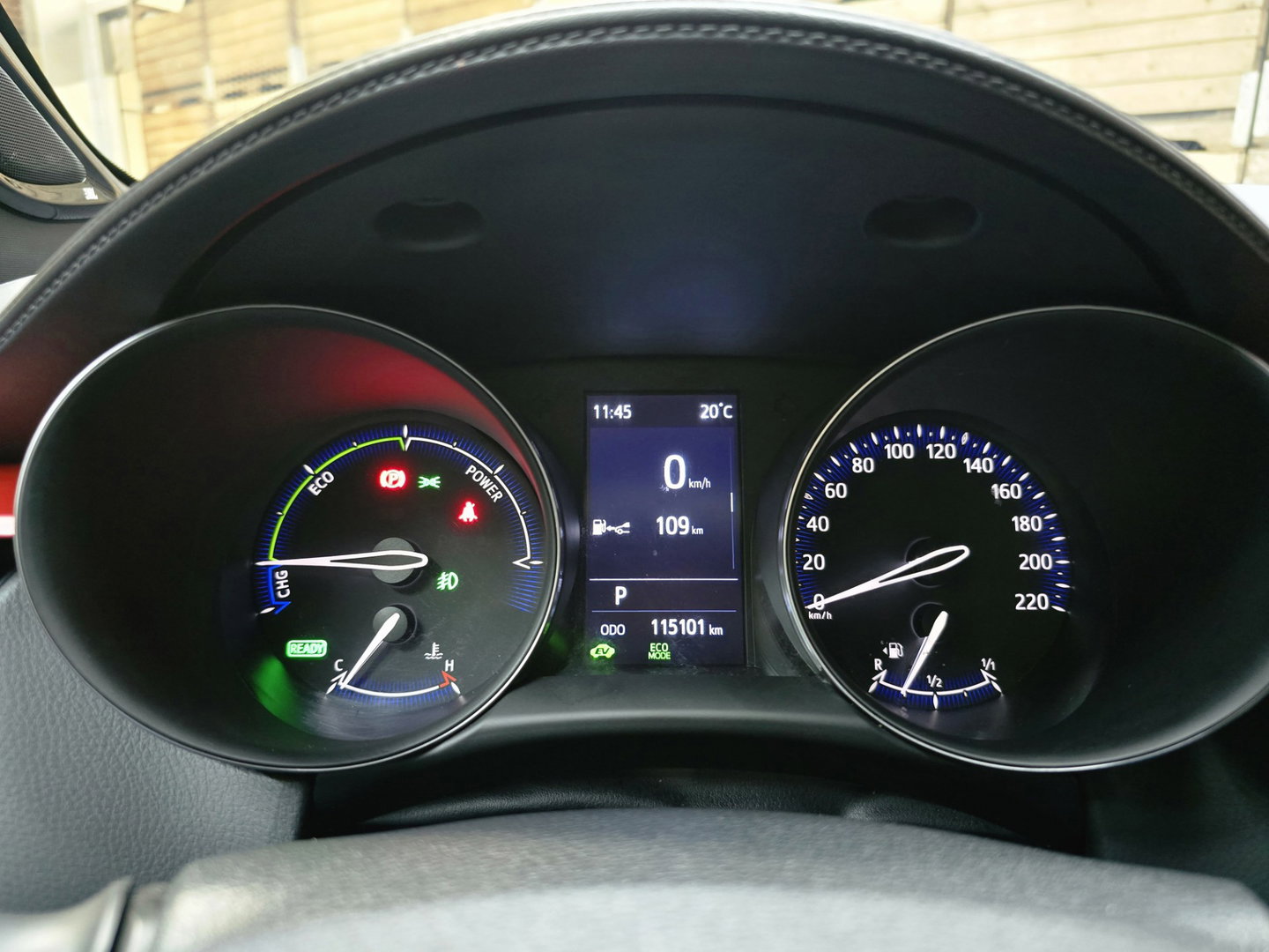 Toyota C-HR 2.0 Hybrid First Edition LEDER Camera Navi PDC Clima 18"LM