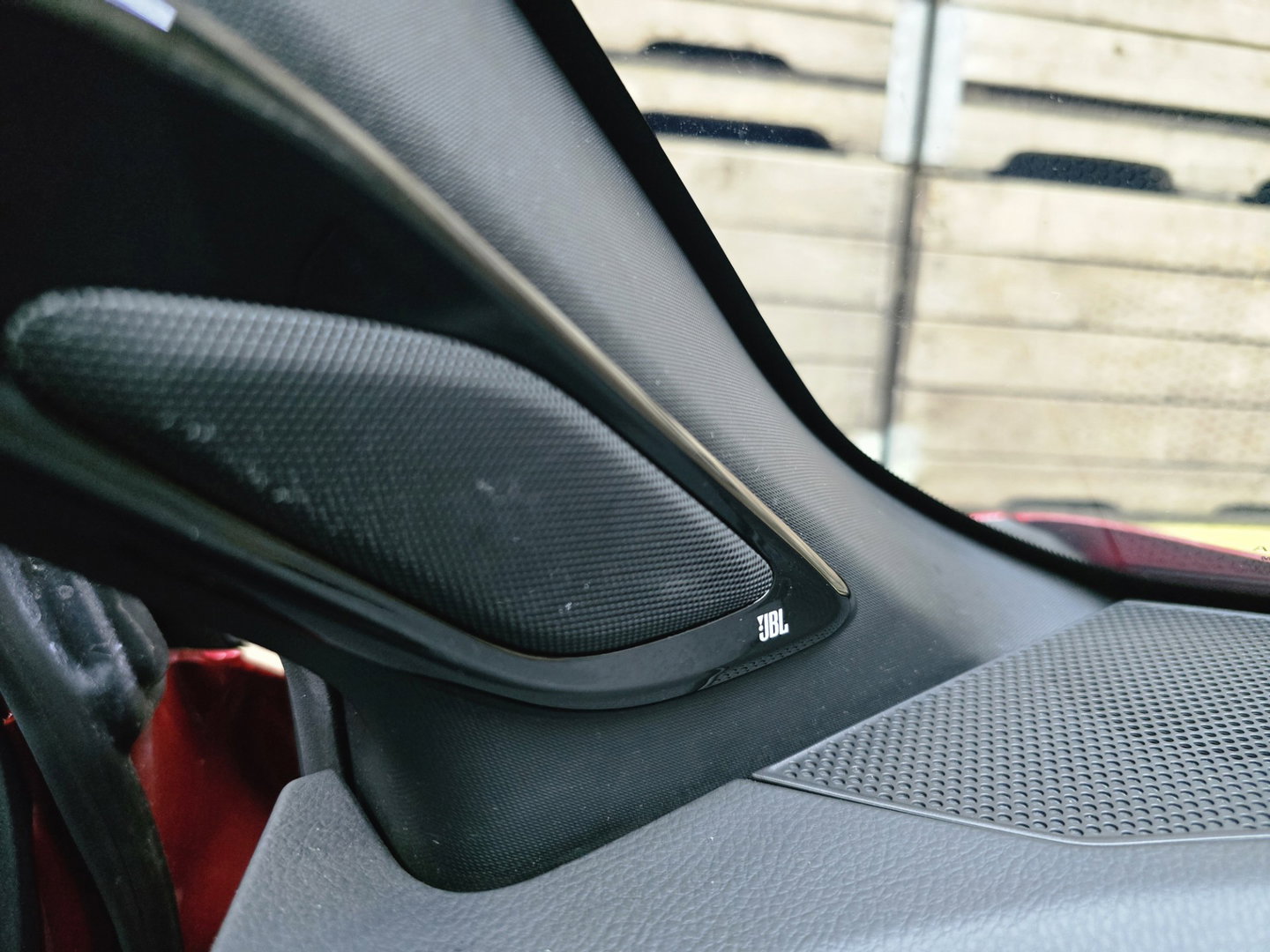 Toyota C-HR 2.0 Hybrid First Edition LEDER Camera Navi PDC Clima 18"LM